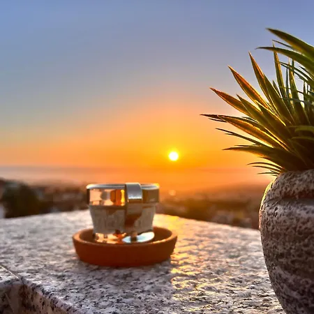 La Panoramica Bed & Breakfast *